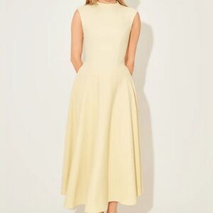 NWT Odd Muse The Ultimate Muse Sleeveless High Waist Midi Dress, Lemon, size M